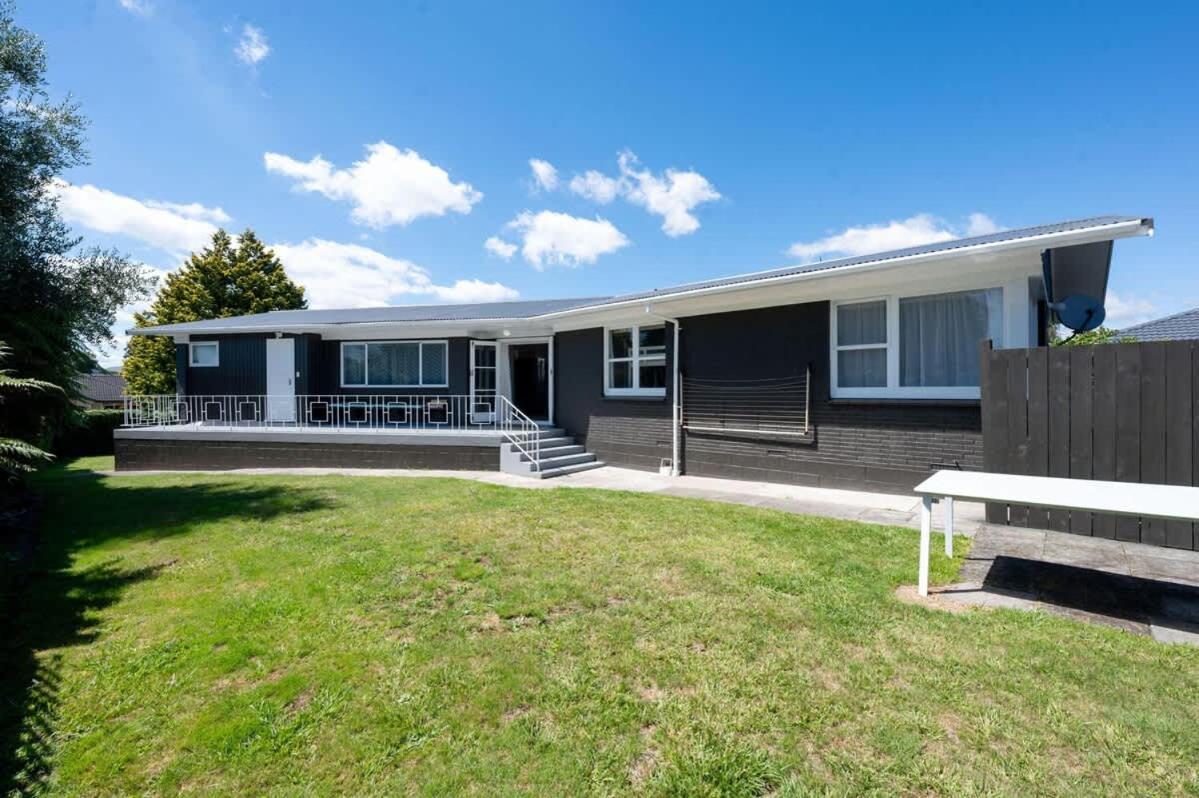 Te Wahi Koa Villa Rotorua Exterior photo